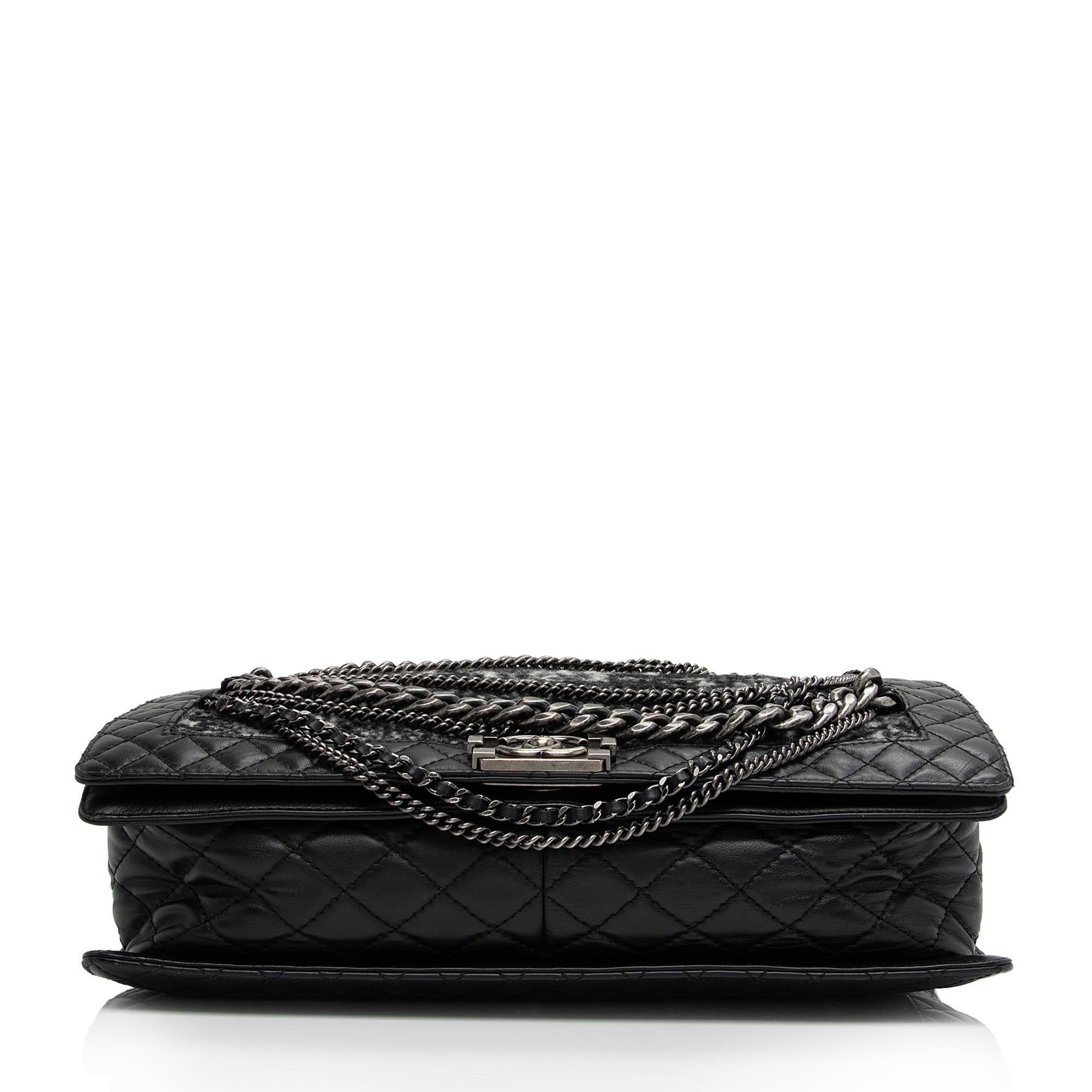 Chanel Tweed Calfskin Paris Dallas Enchained Medium Boy Bag (SHF-JY2dym)
