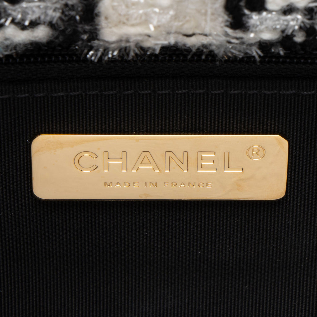 Chanel Tweed Houndstooth 19 Large Flap Shoulder Bag