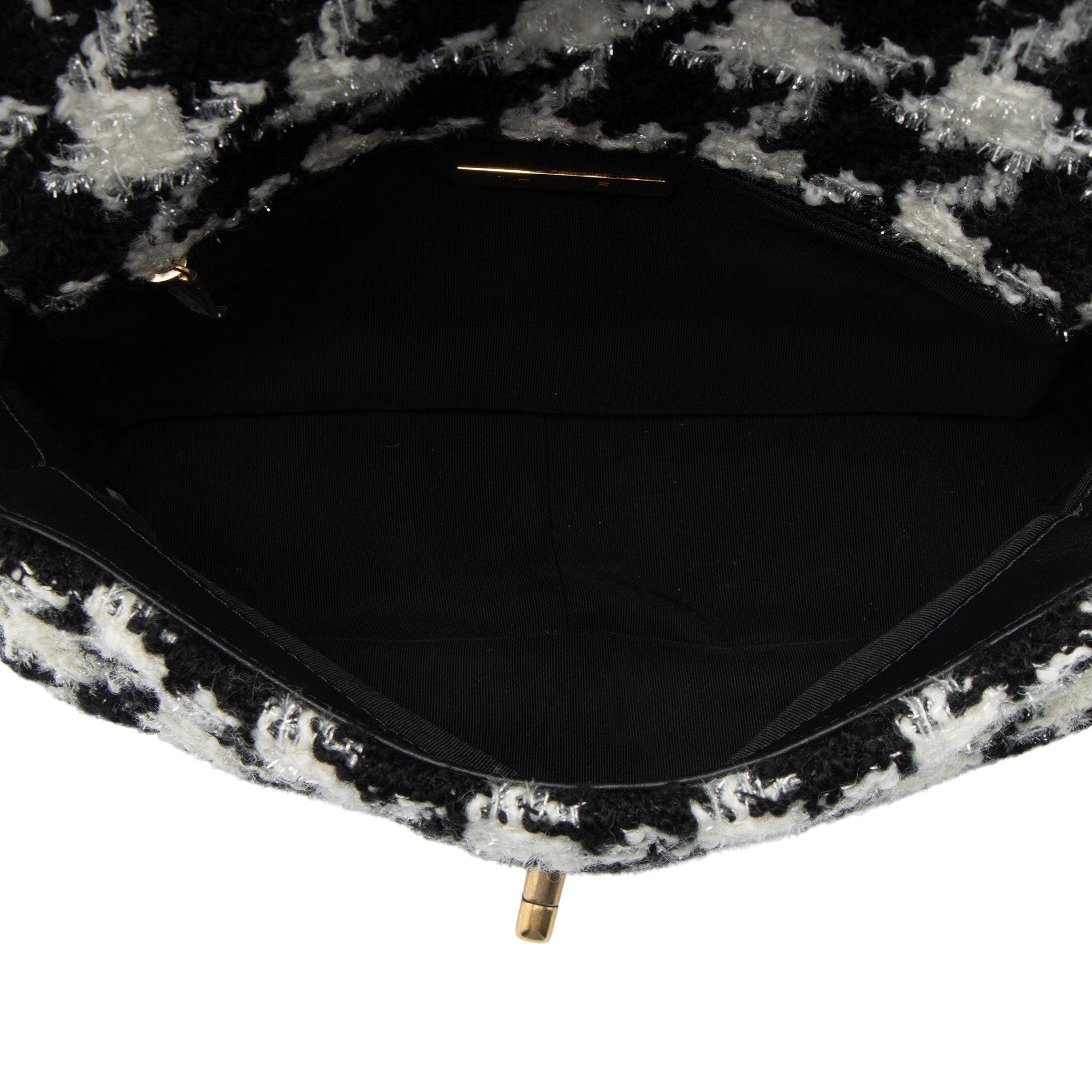 Chanel Tweed Houndstooth 19 Medium Flap Shoulder Bag