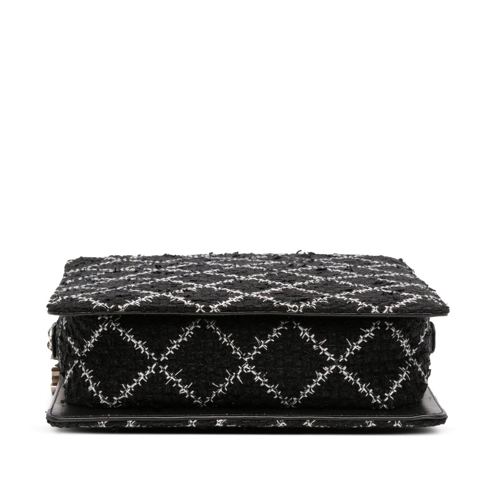 Chanel Tweed and Resin Zipped Chain Shopping Bag