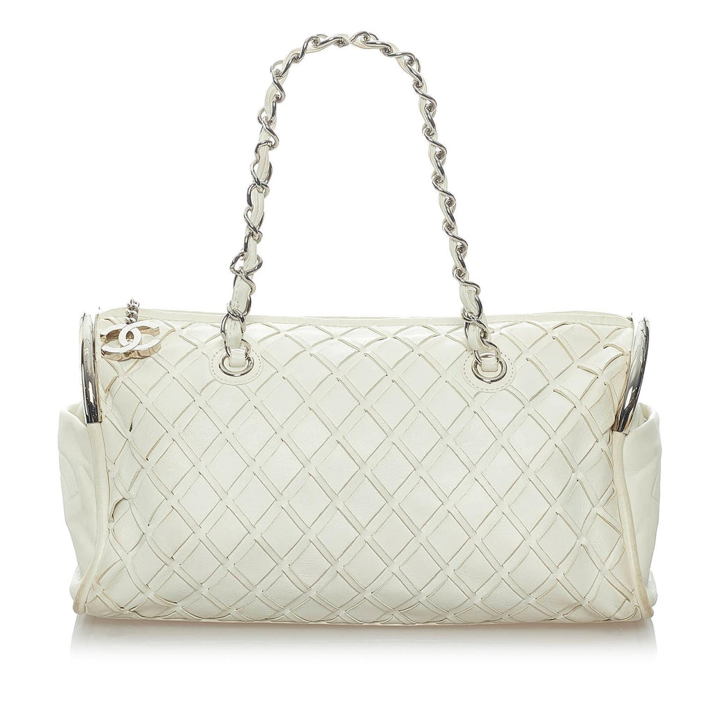 Chanel Ultimate Soft Sombrero Leather Handbag (SHG-33492)