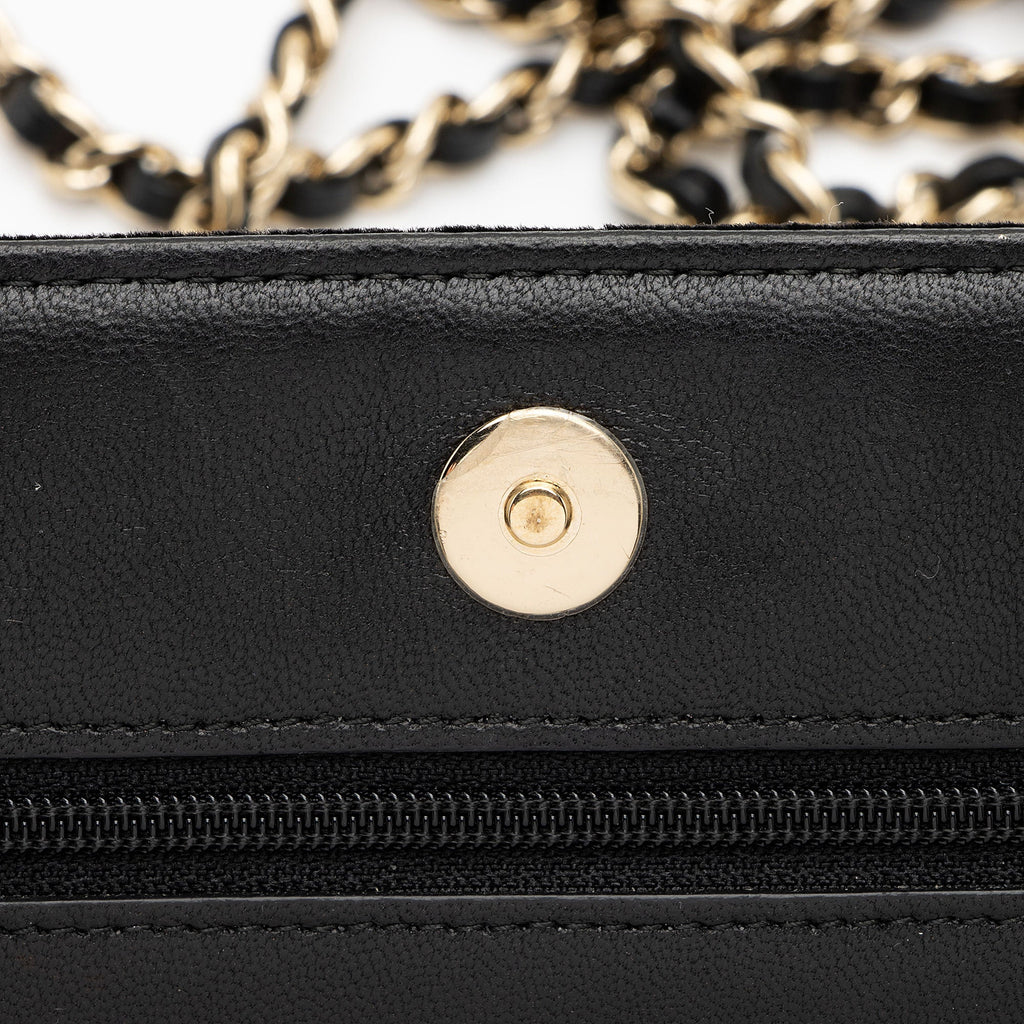 Chanel Velvet Pearl Embellished Wallet on Chain (SHF-aGIZaD)