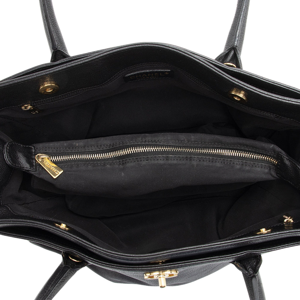 Chanel Vintage Caviar Leather Cerf Classic Executive Tote (SHF-iLttNK)
