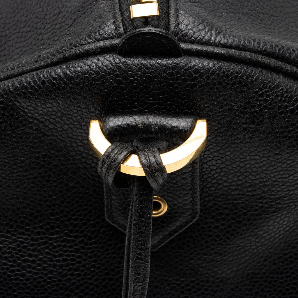 Chanel Vintage Caviar Leather Timeless CC Duffle Bag (SHF-8OA81f)