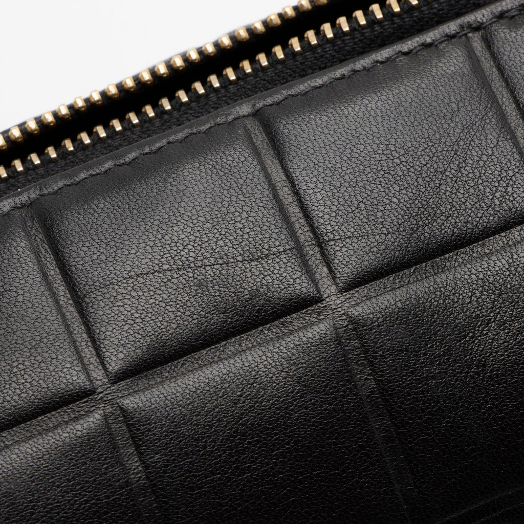 Chanel Vintage Lambskin CC Chocolate Bar Cosmetic Pouch (SHF-Yt3PcN)