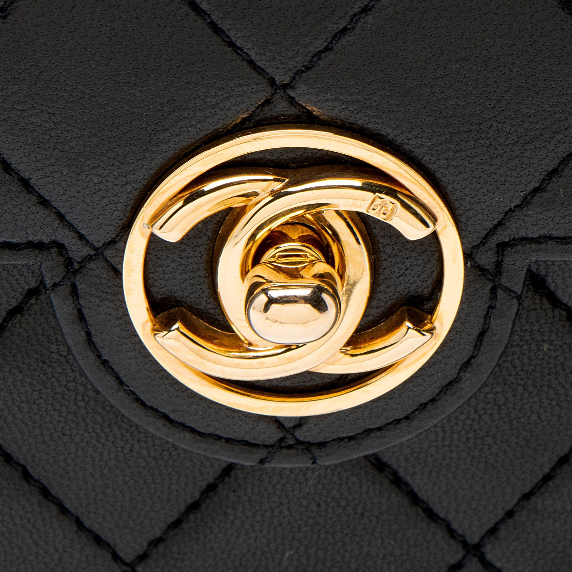 Chanel Vintage Lambskin Circle CC Flap Shoulder Bag