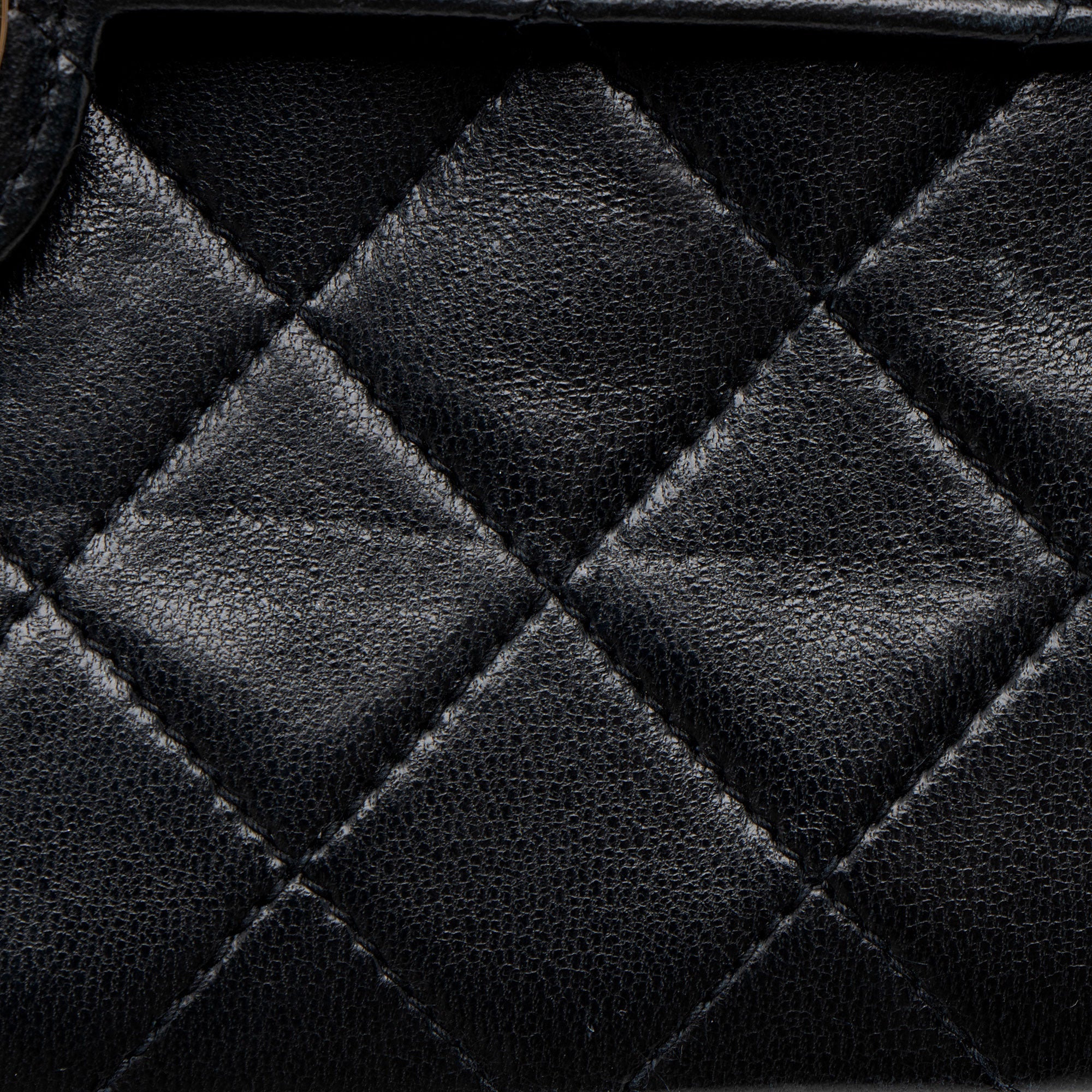 Chanel Vintage Lambskin Circle CC Flap Shoulder Bag