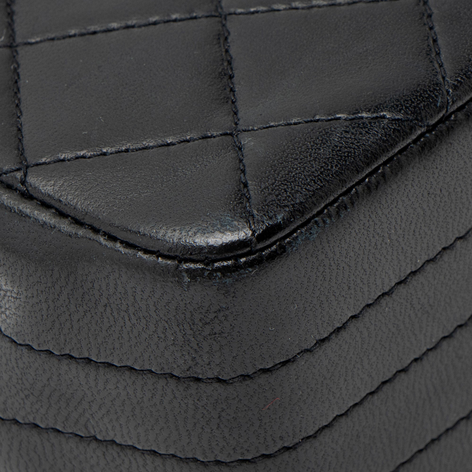 Chanel Vintage Lambskin Circle CC Flap Shoulder Bag