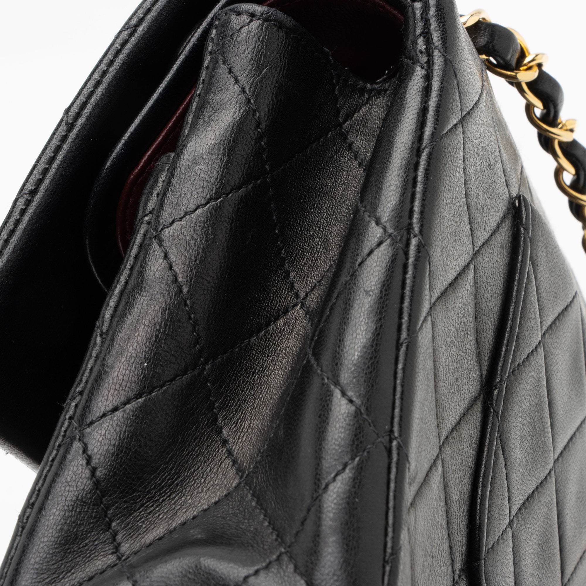 Chanel Vintage Lambskin Classic Medium Double Flap Bag (SHF-G4E2GG)