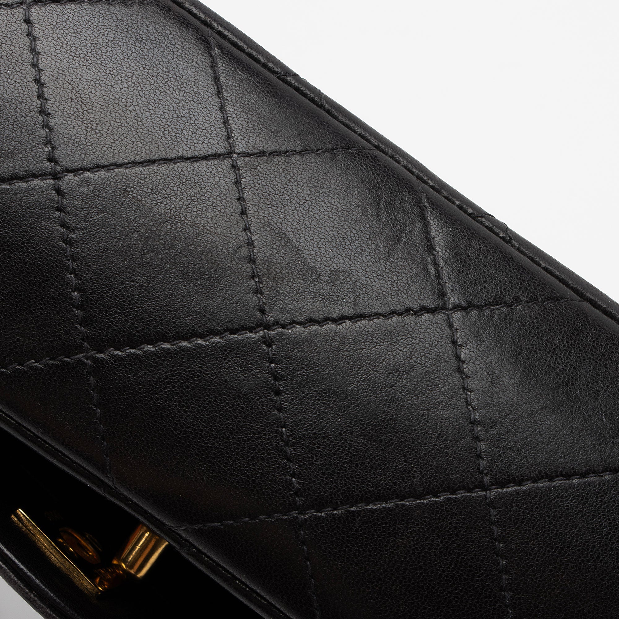 Chanel Vintage Lambskin Classic Small Double Flap Bag (SHF-wNnnBD)