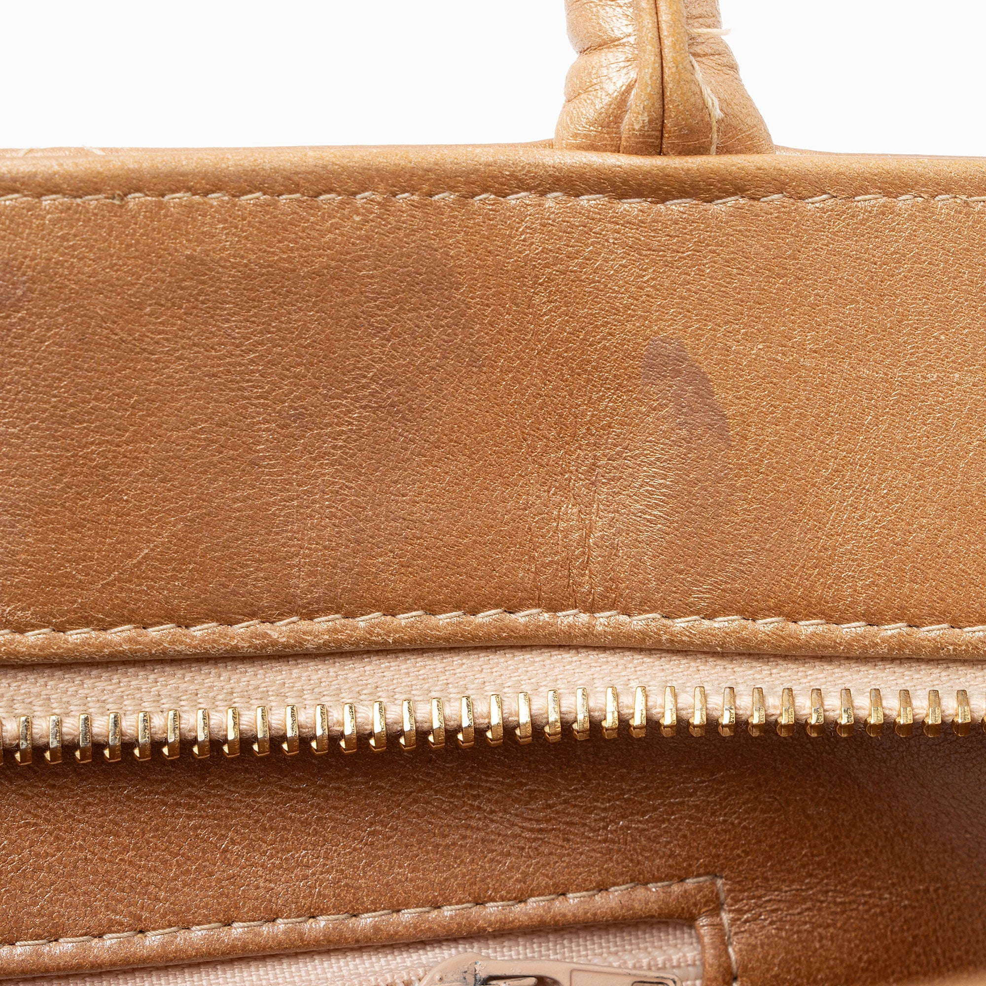 Chanel Vintage Lambskin Medallion Tote (SHF-rUIzq2)