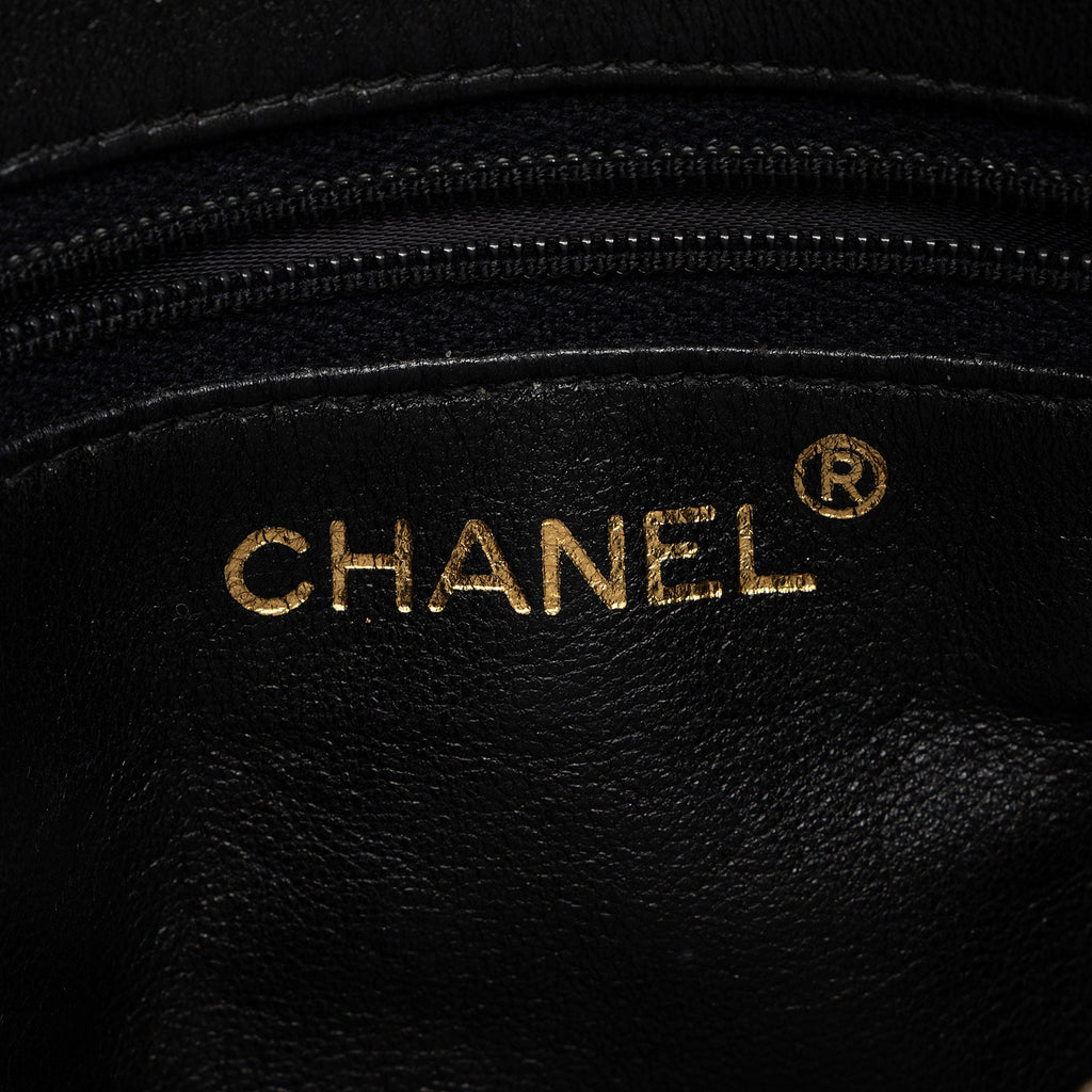 Chanel Vintage Lambskin Pocket Tassel Camera Bag (SHF-GQMWFS)