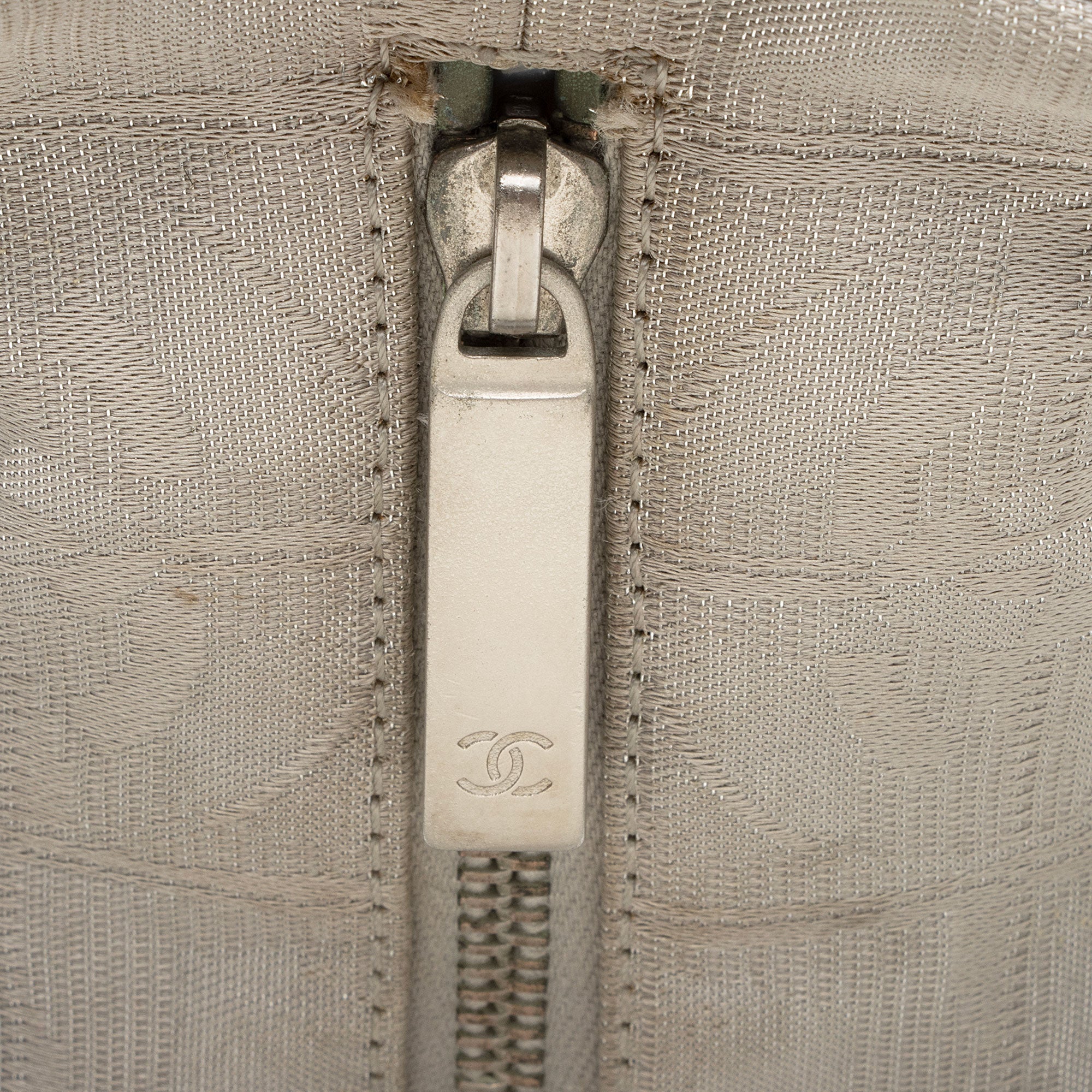 Chanel Vintage Metallic Nylon Travel Ligne Satchel (SHF-CKL5mr)