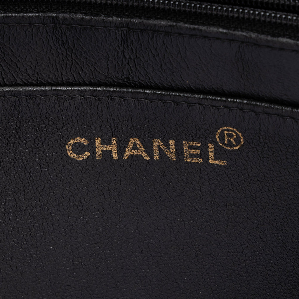 Chanel Vintage Patent Leather Chain Handle Tote (SHF-GLm7W1)