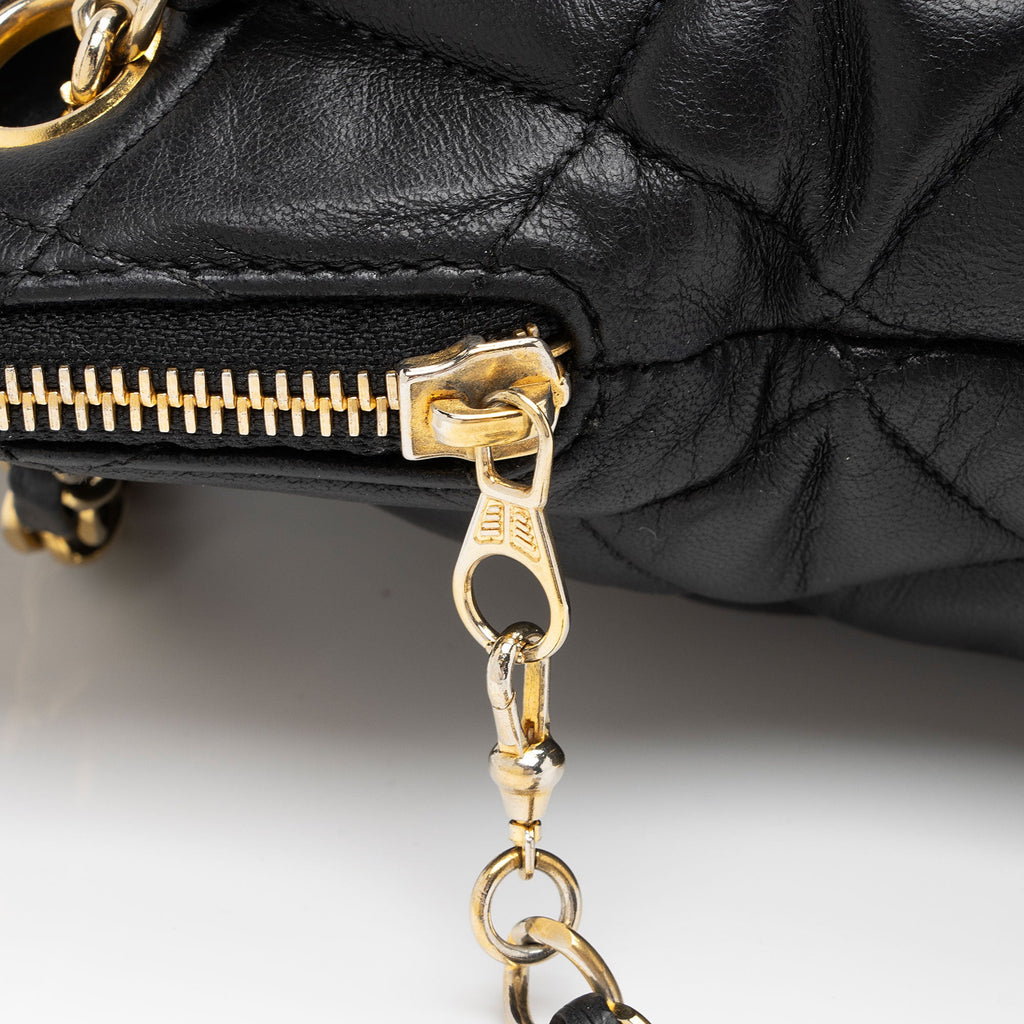 Chanel Vintage Quilted Lambskin Medium Shoulder Bag (SHF-lBlF7a)