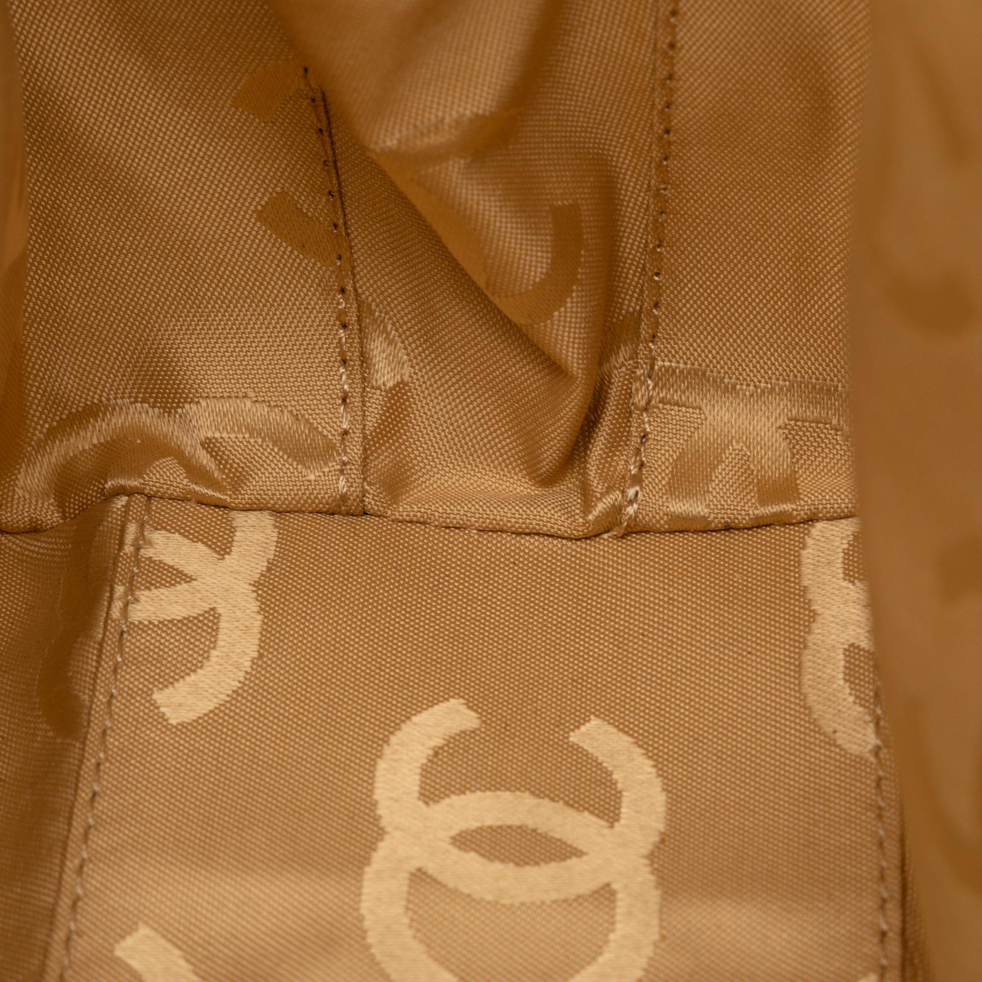 Chanel Wild Stitch Lambskin Handbag (SHG-X7qxHU)