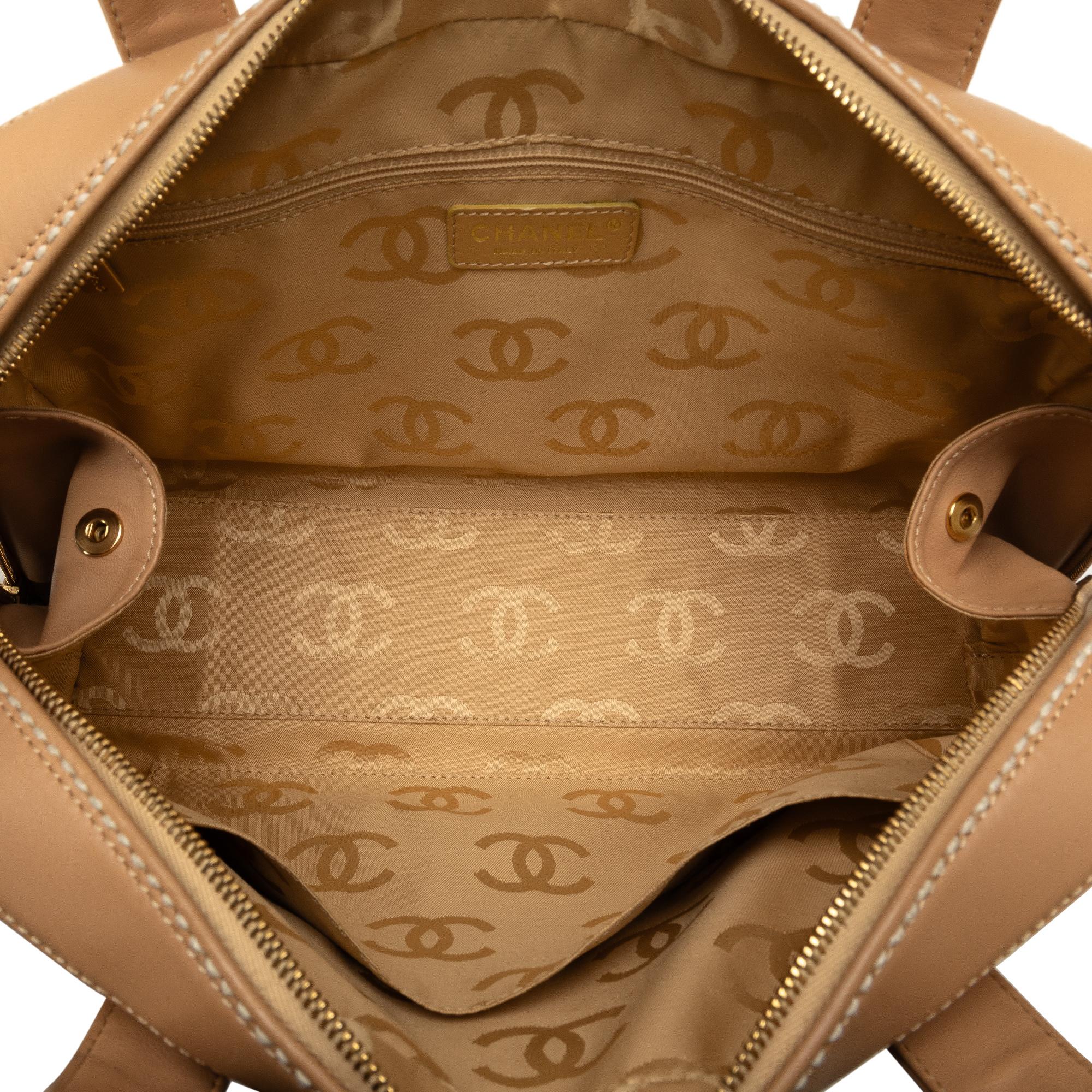 Chanel Wild Stitch Lambskin Handbag (SHG-X7qxHU)
