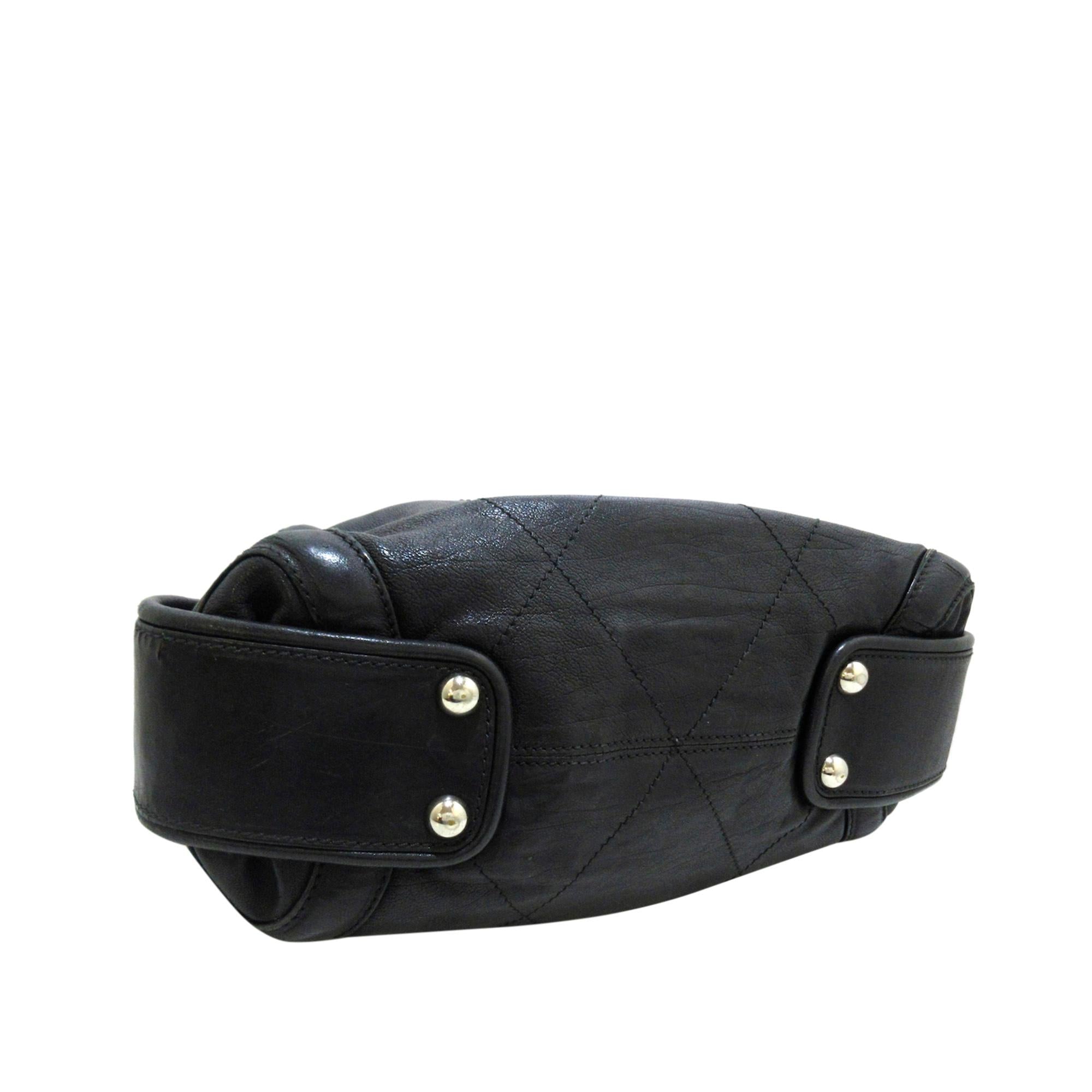 Chanel Wild Stitch Lambskin Leather Handbag (SHG-29747)