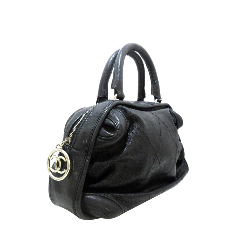 Chanel Wild Stitch Lambskin Leather Handbag (SHG-29747)