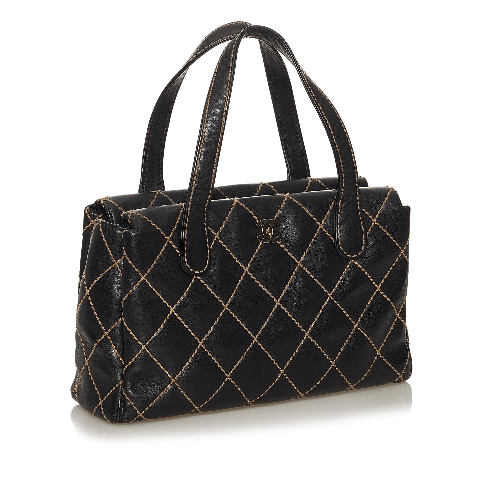 Chanel Wild Stitch Leather Handbag (SHG-28370)