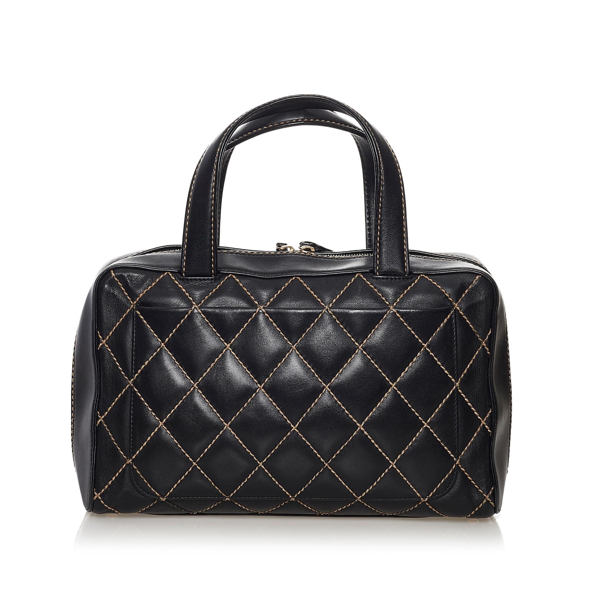 Chanel Wild Stitch Leather Handbag (SHG-34790)