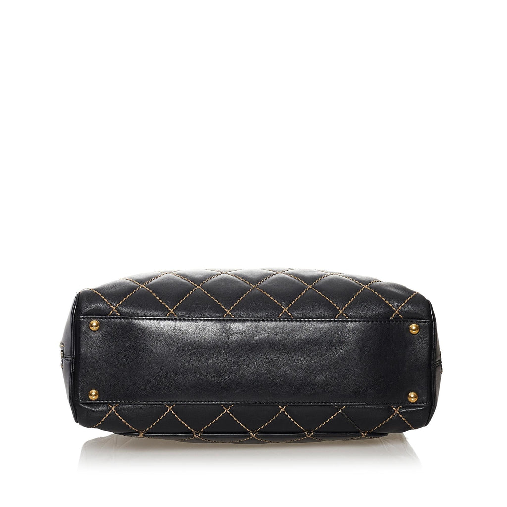 Chanel Wild Stitch Leather Handbag (SHG-34790)