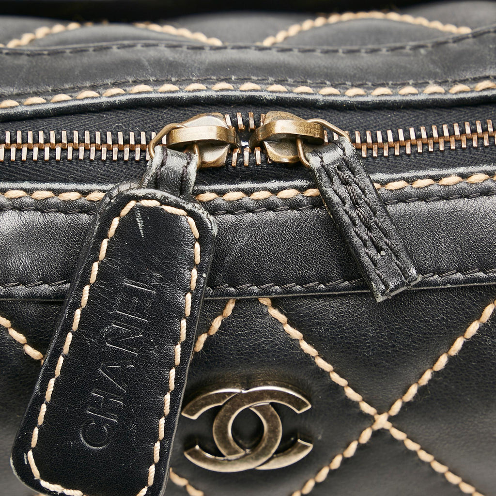 Chanel Wild Stitch Leather Handbag (SHG-FqQKaO)
