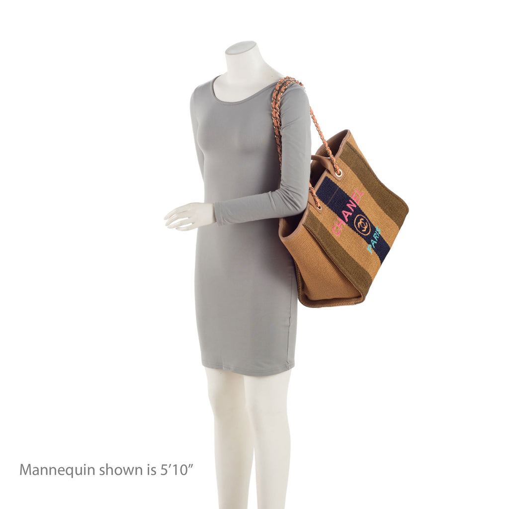 Chanel Woven Straw Deauville Medium Tote (SHF-ZWTbfx)