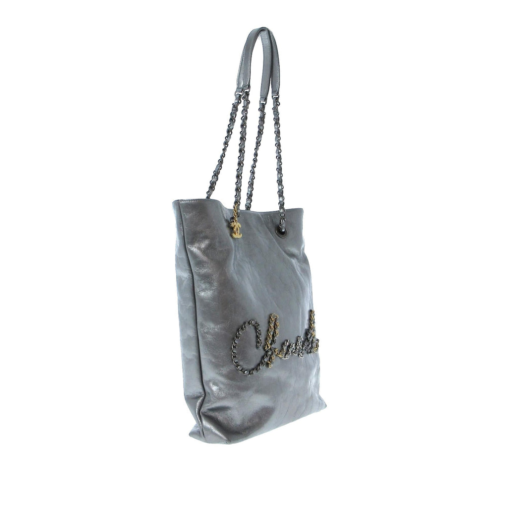 Chanel Written In Chain Metallic Tote (SHG-iy0JC9)
