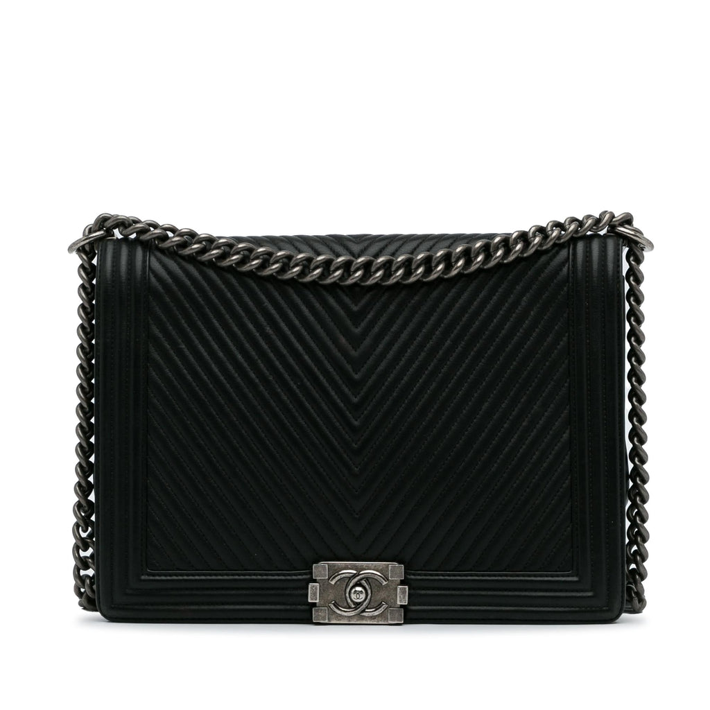 Chanel XL Chevron Boy Flap (SHG-WQzfRD)