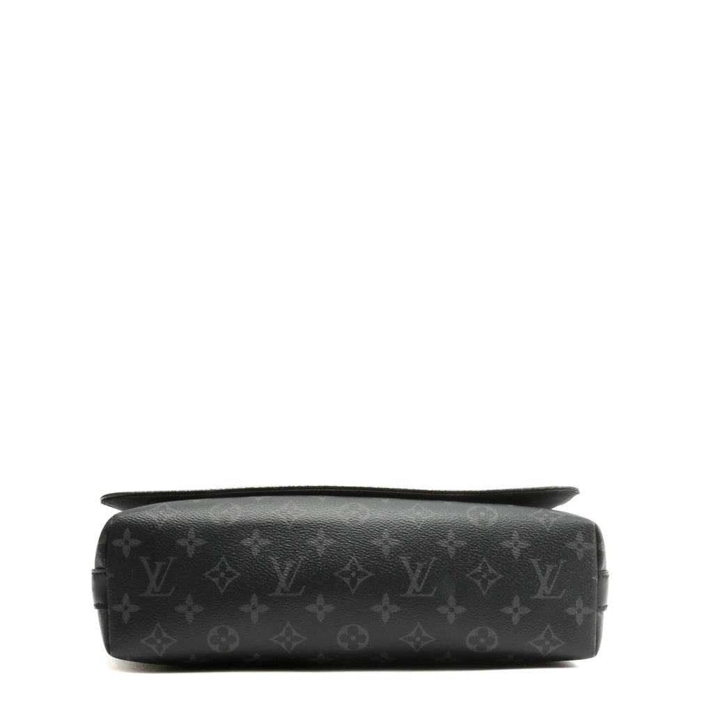 LOUIS VUITTON District Messenger MM Monogram Eclipse