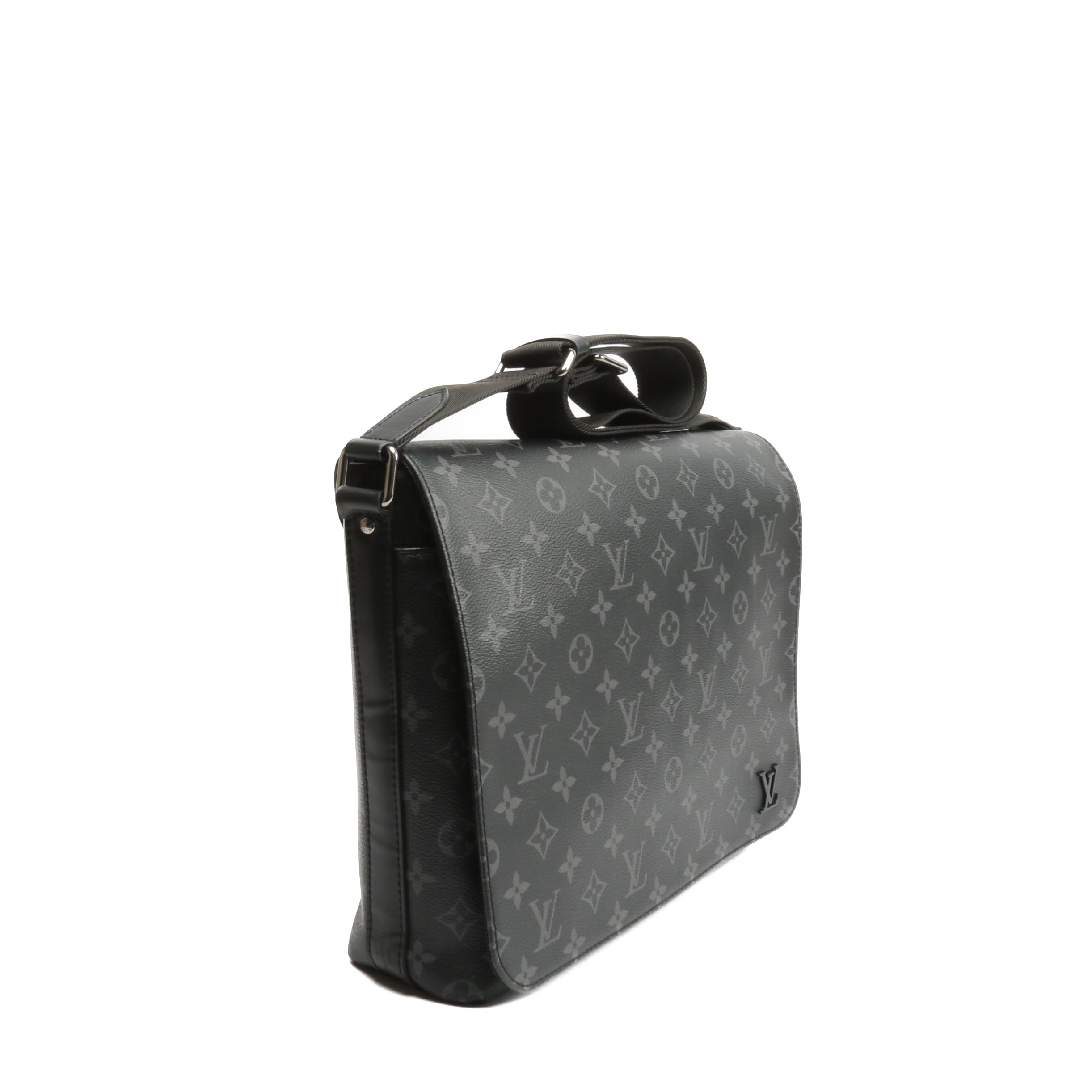 LOUIS VUITTON District Messenger MM Monogram Eclipse