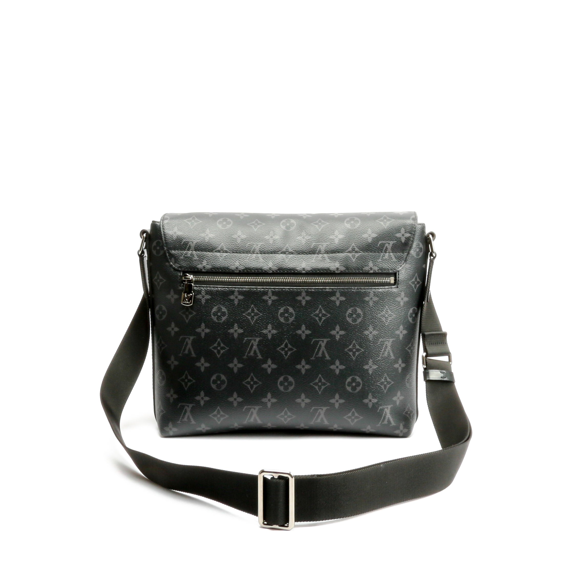 LOUIS VUITTON District Messenger MM Monogram Eclipse