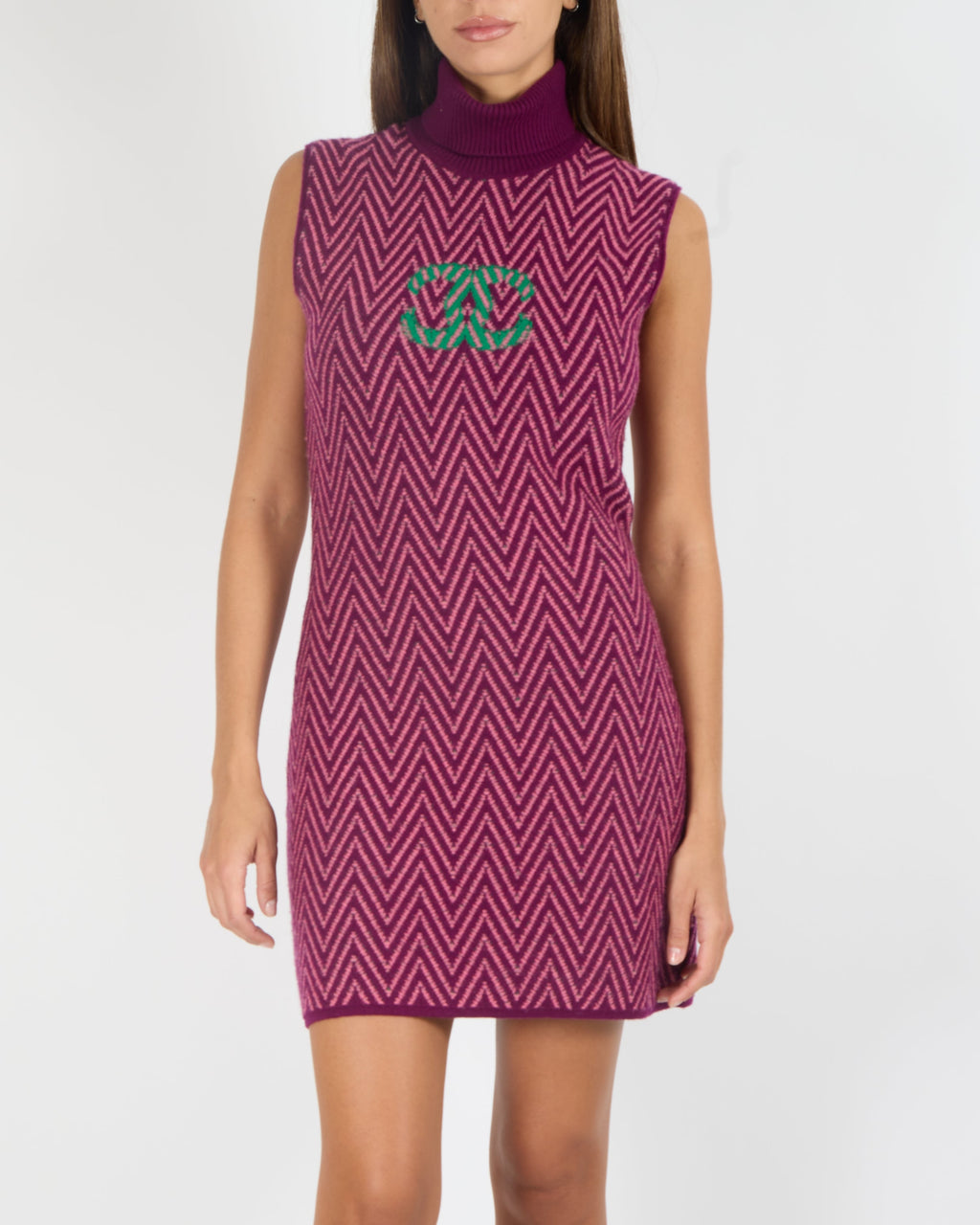 Chanel Fall 2021 Pink and Purple Cashmere Knit High-Neck Sleeveless Midi Dress with ZigZag Pattern and Green CC Logo and with Back Crystal CC Logo Detail Size FR 38 (UK 10)
