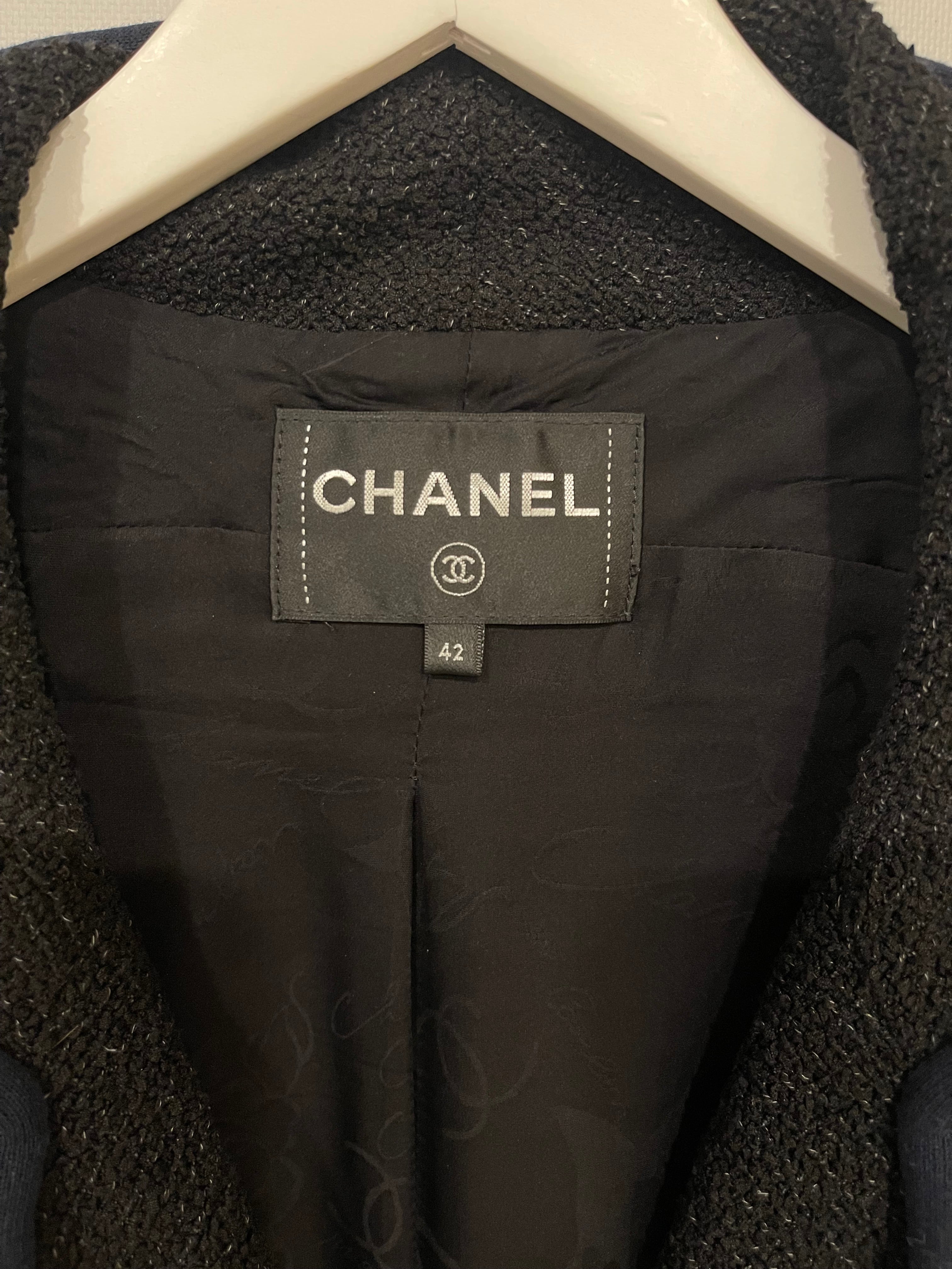 Chanel Spring 2017 Runway Black Tweed Jacket with Velcro and Navy Details Size FR 42 (UK 14)