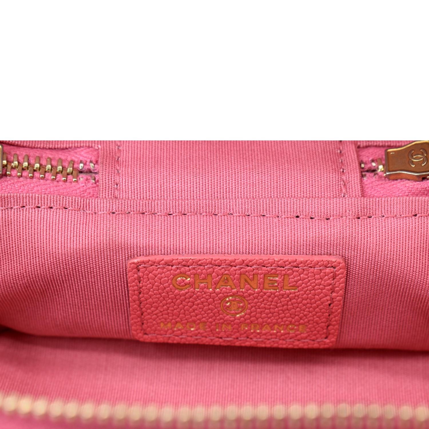 CHANEL Vanity Case Small Leather Crossbody Bag Pink