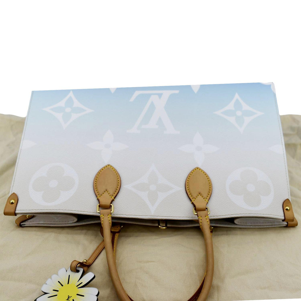 LOUIS VUITTON Pool Onthego GM Monogram Tote Shoulder Bag Blue