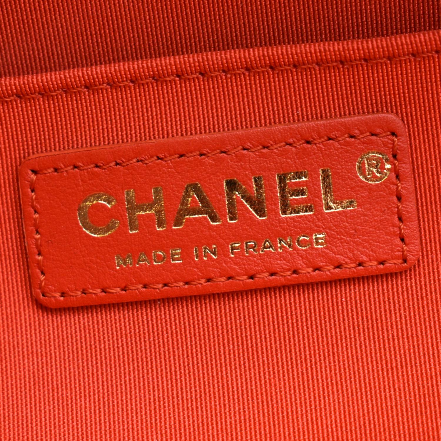 CHANEL Crumpled Calfskin Leather Vanity Case Crossbody Bag Red