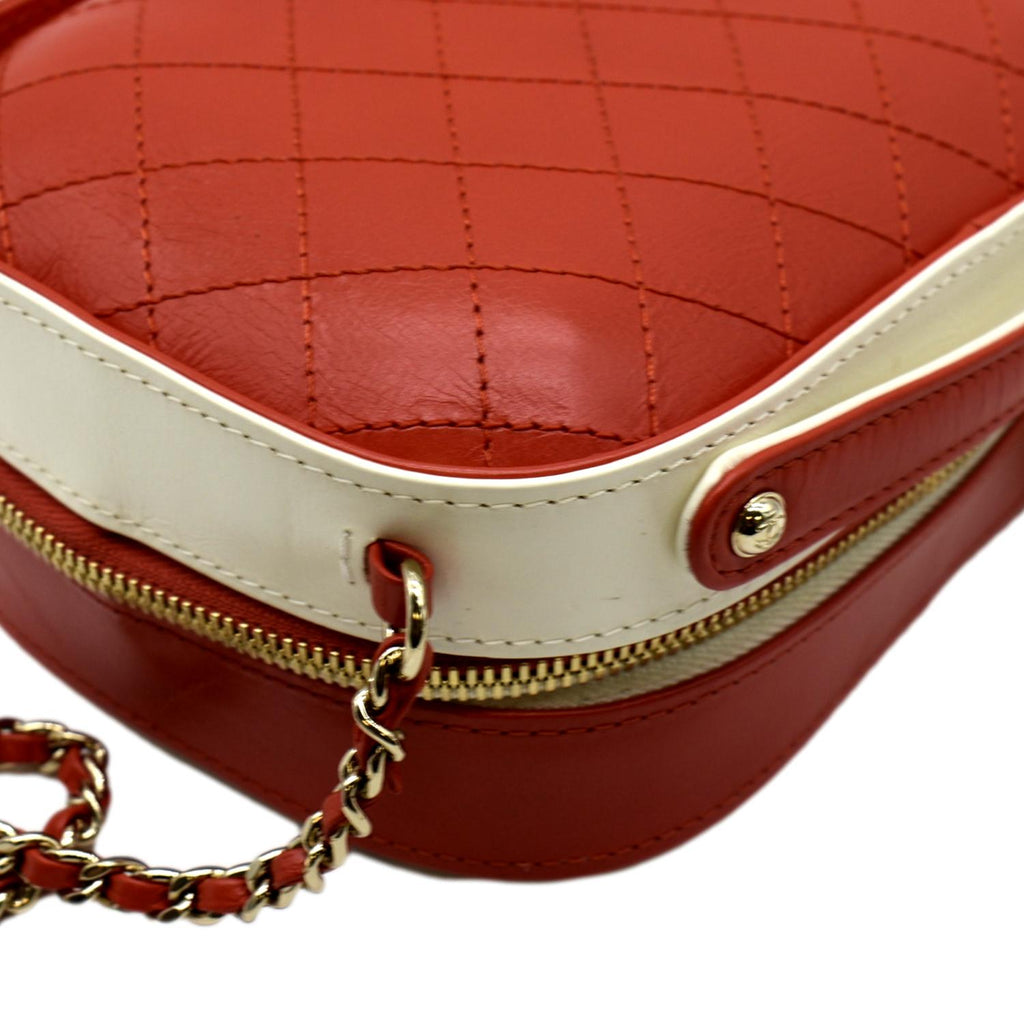 CHANEL Crumpled Calfskin Leather Vanity Case Crossbody Bag Red