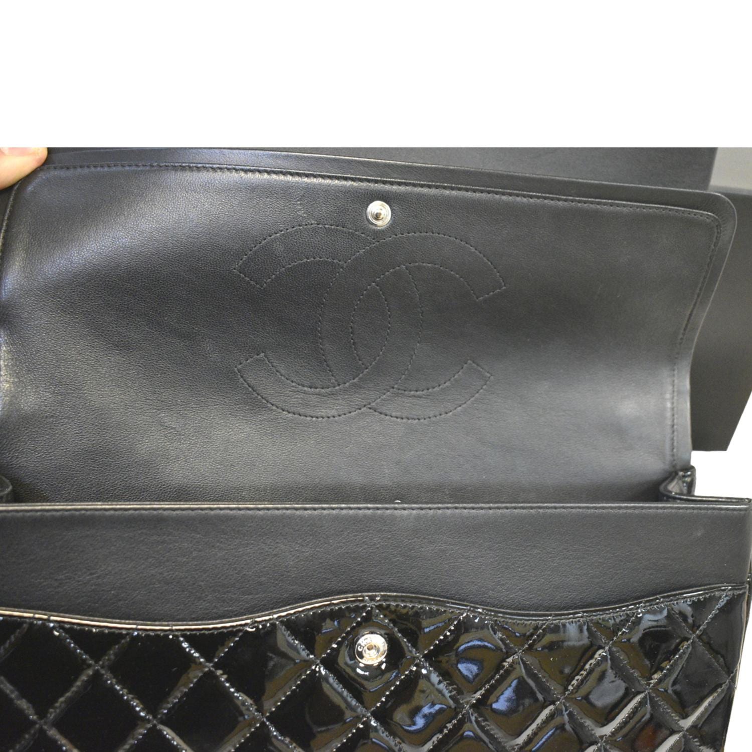 CHANEL Classic Maxi Double Flap Quilted Patent Leather Shoulder Bag Black