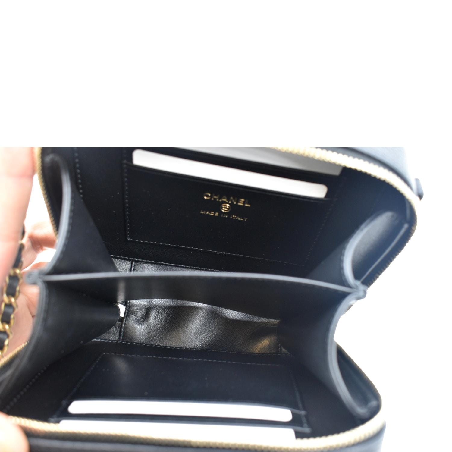 CHANEL CC Filigree Vanity Quilted Caviar Leather Clutch Shoulder Bag Black