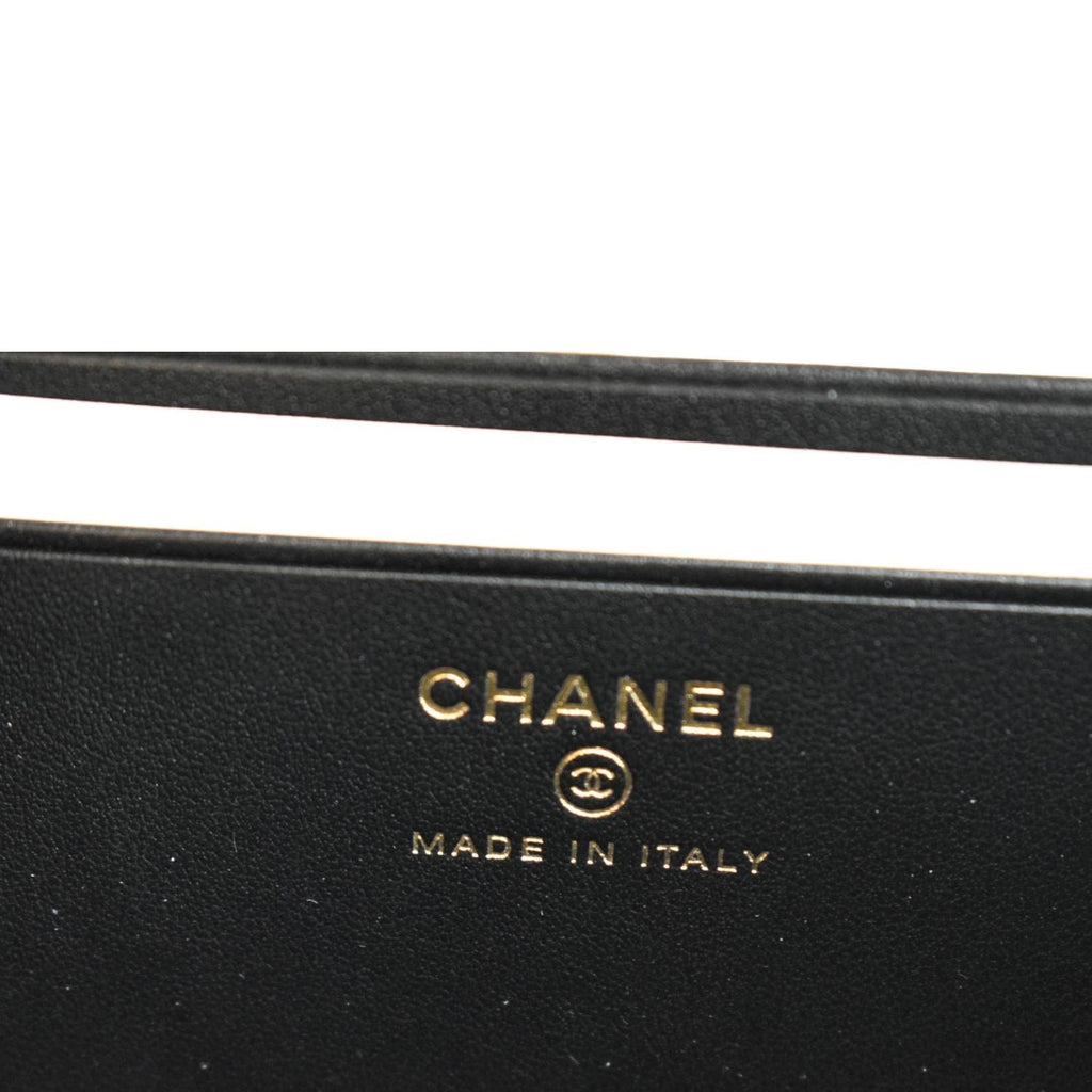 CHANEL CC Filigree Vanity Quilted Caviar Leather Clutch Shoulder Bag Black