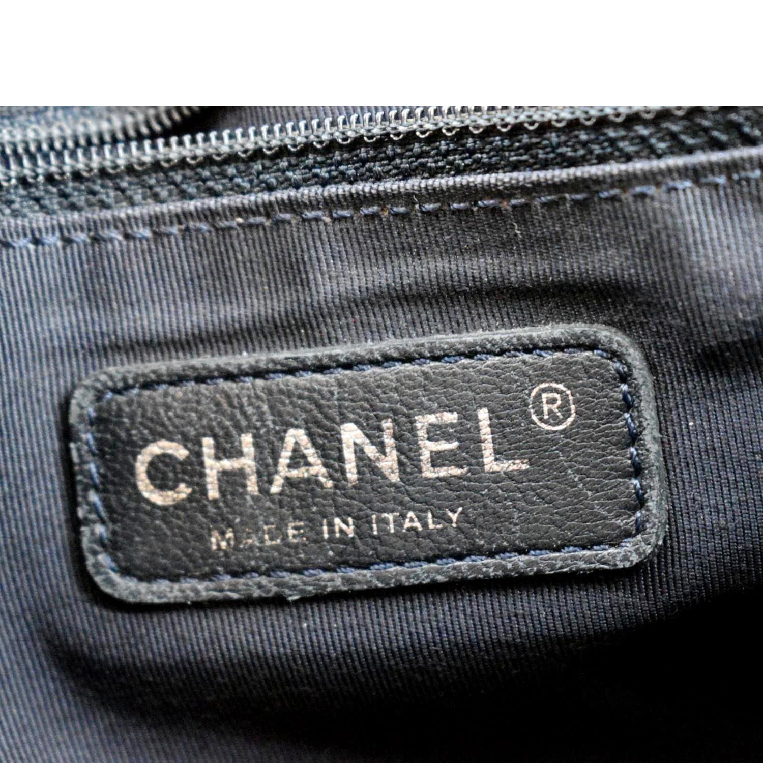 CHANEL Flap Perforated Leather Shoulder Bag Red