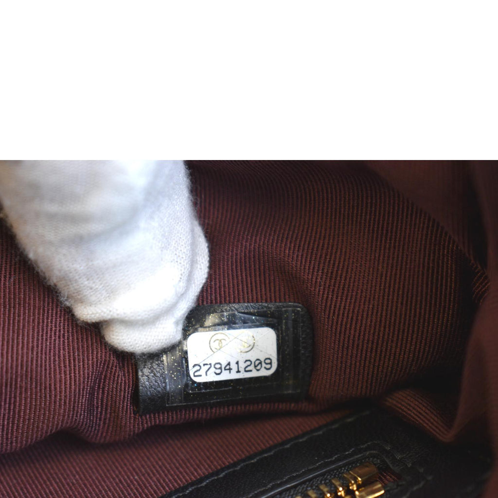 CHANEL Leather O-Case Zip Pouch Black