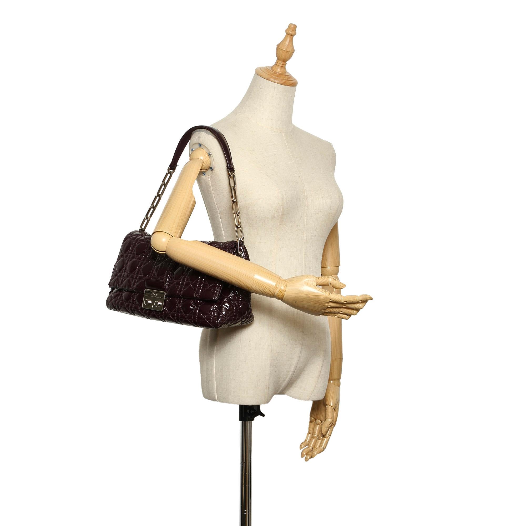 Dior Cannage Miss Dior Patent Leather Flap Bag (SHG-12889)