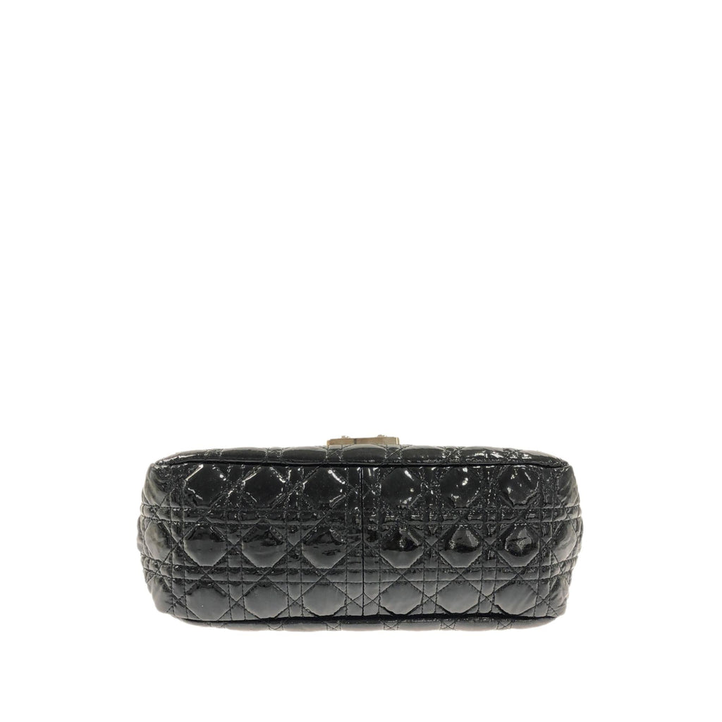 Dior Cannage New Lock Patent Leather Flap Bag (SHG-X1xDnR)