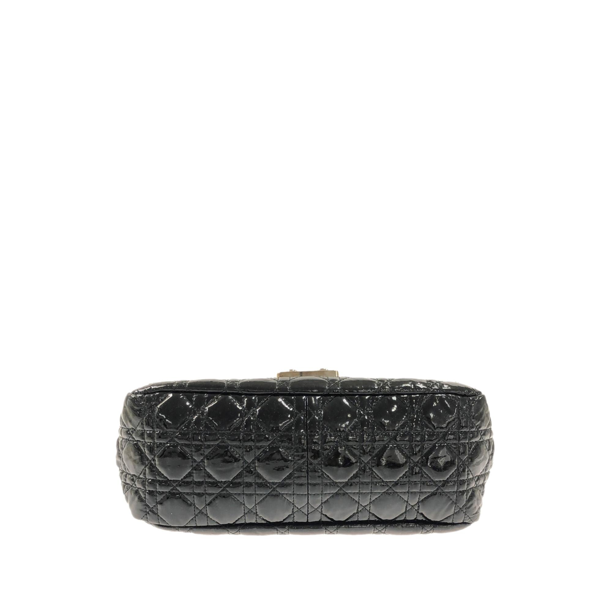 Dior Cannage New Lock Patent Leather Flap Bag (SHG-X1xDnR)