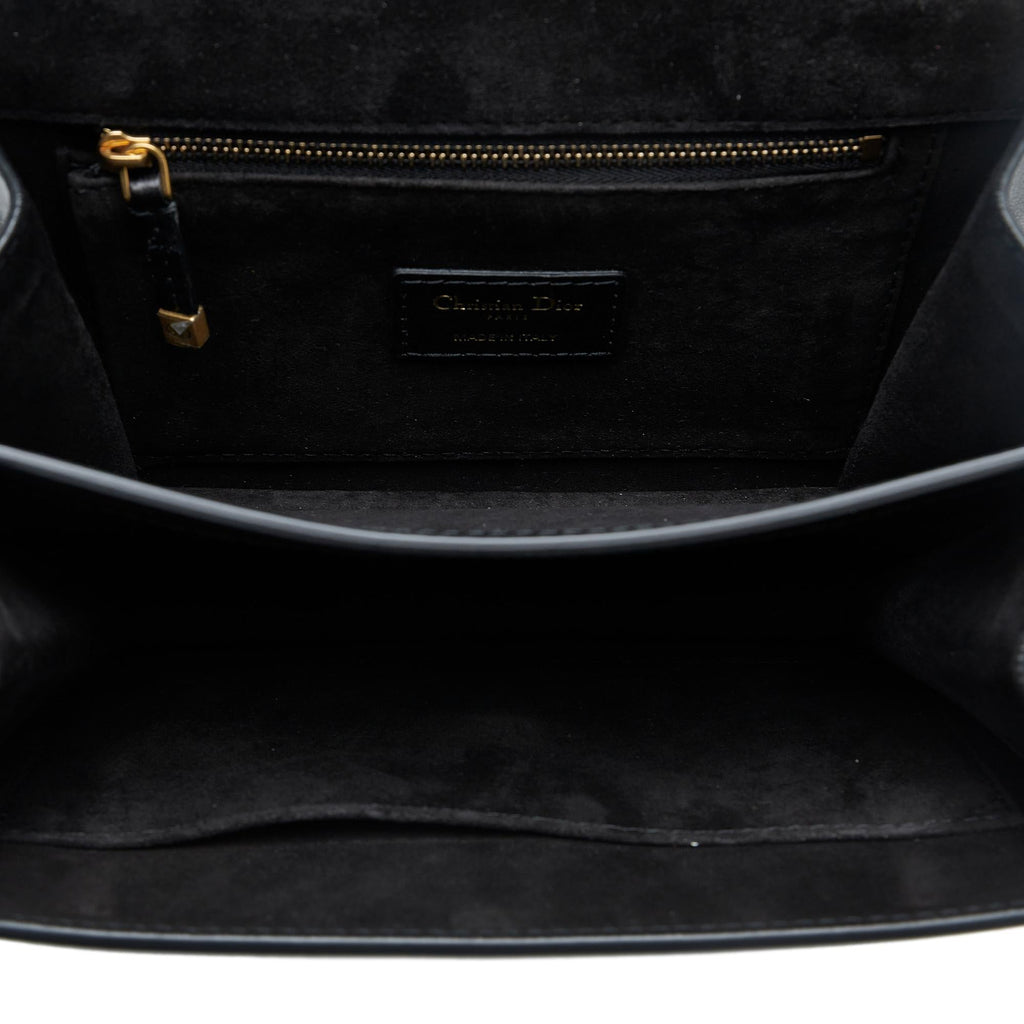 Dior DiorDirection Flap Bag (SHG-8qDBG6)