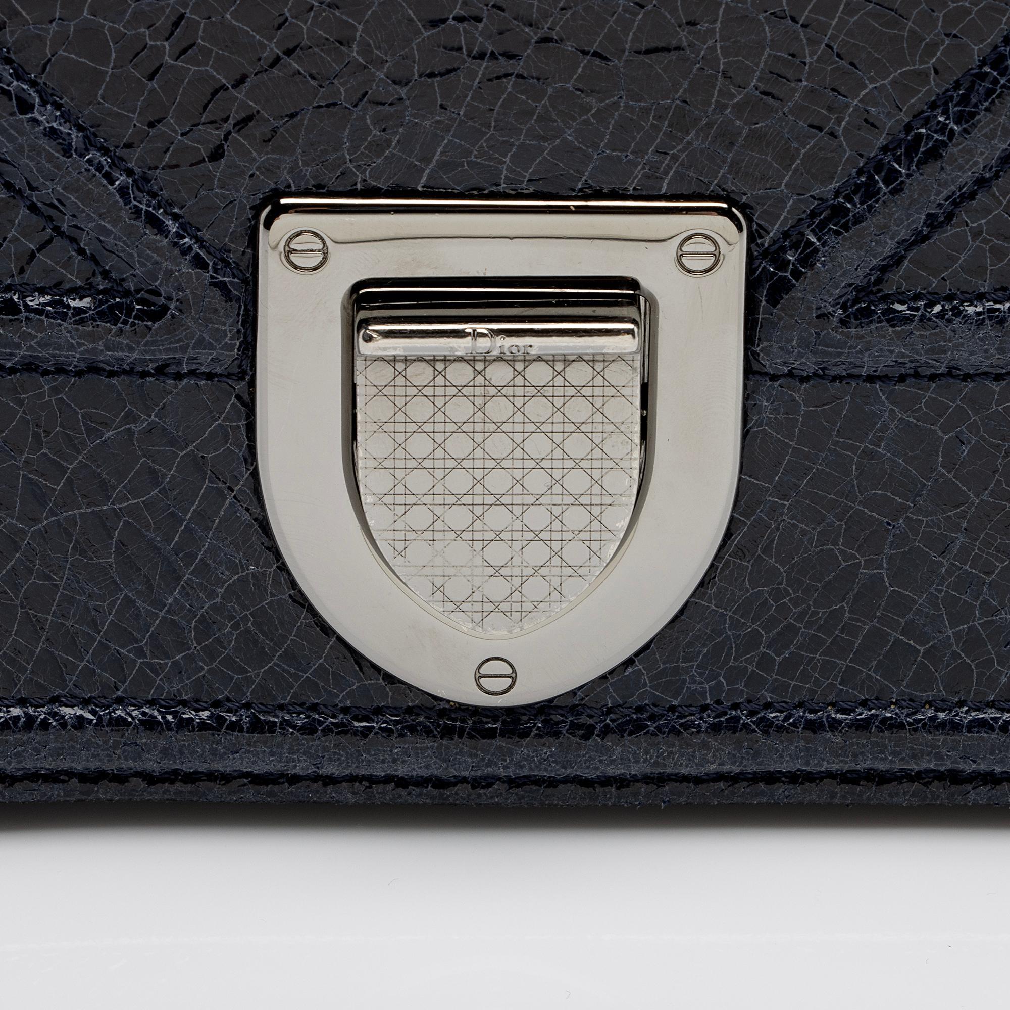 Dior Lambskin Diorama Medium Shoulder Bag (SHF-MVjZR7)