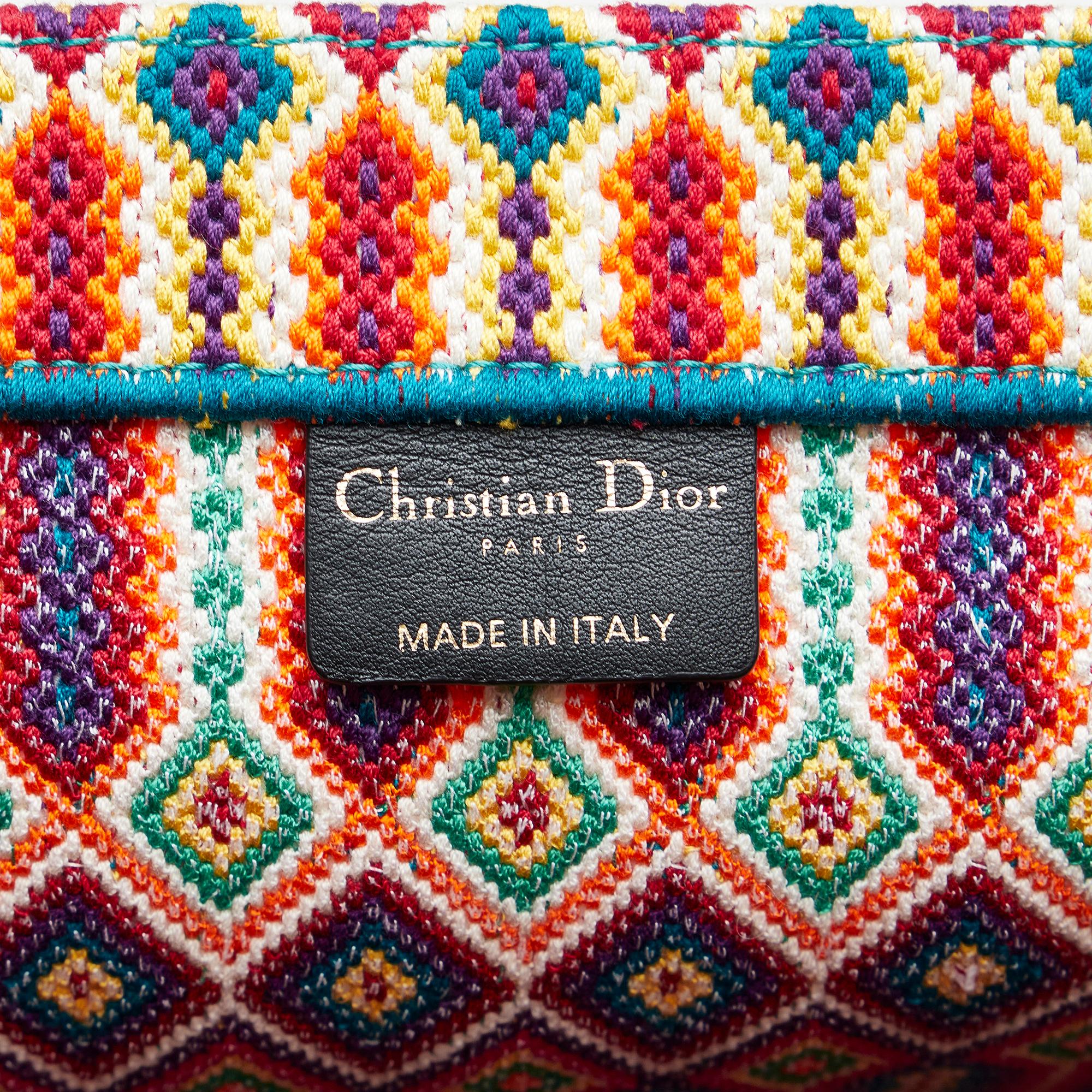 Dior Large Multicolor Embroidered Book Tote (SHG-GboZYw)